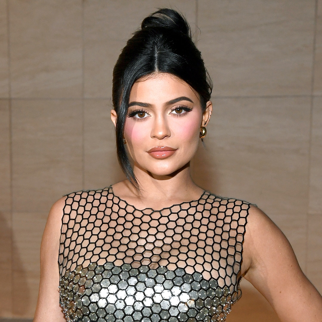 Kylie Jenner's First Makeup Collection Of 2022 Is Perfectly Timed For